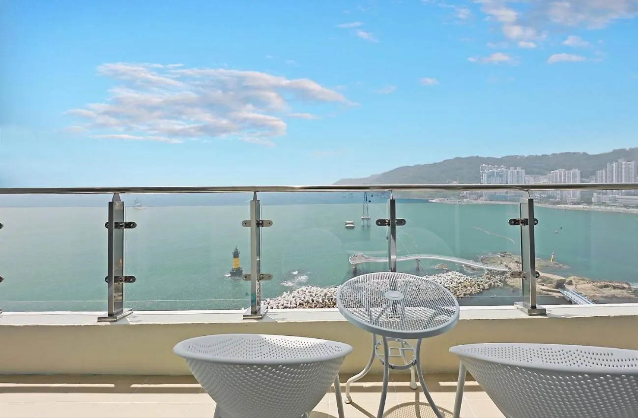 Elmomento Songdo Apartment Busan 0*,