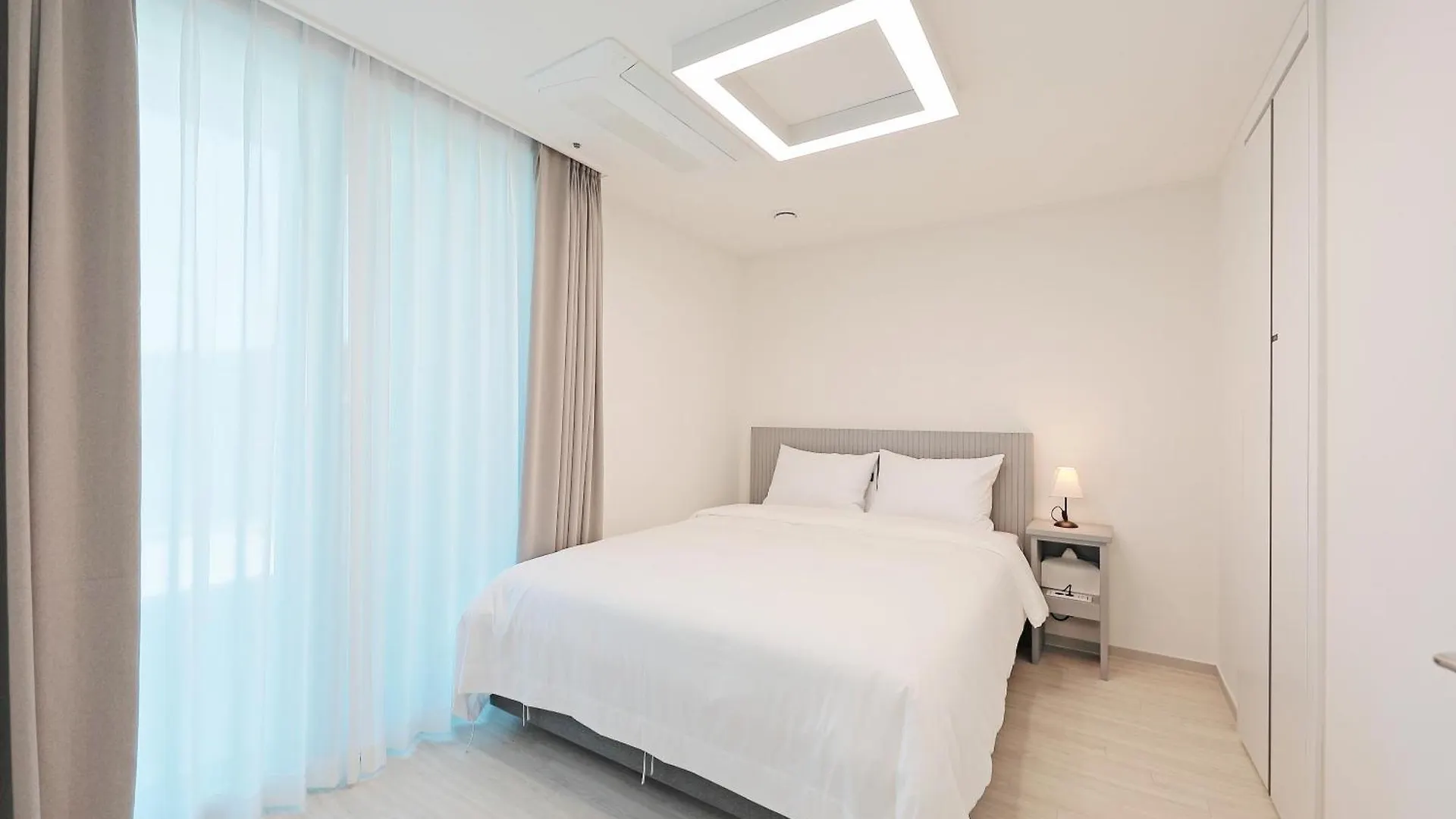 Elmomento Songdo Apartment Busan