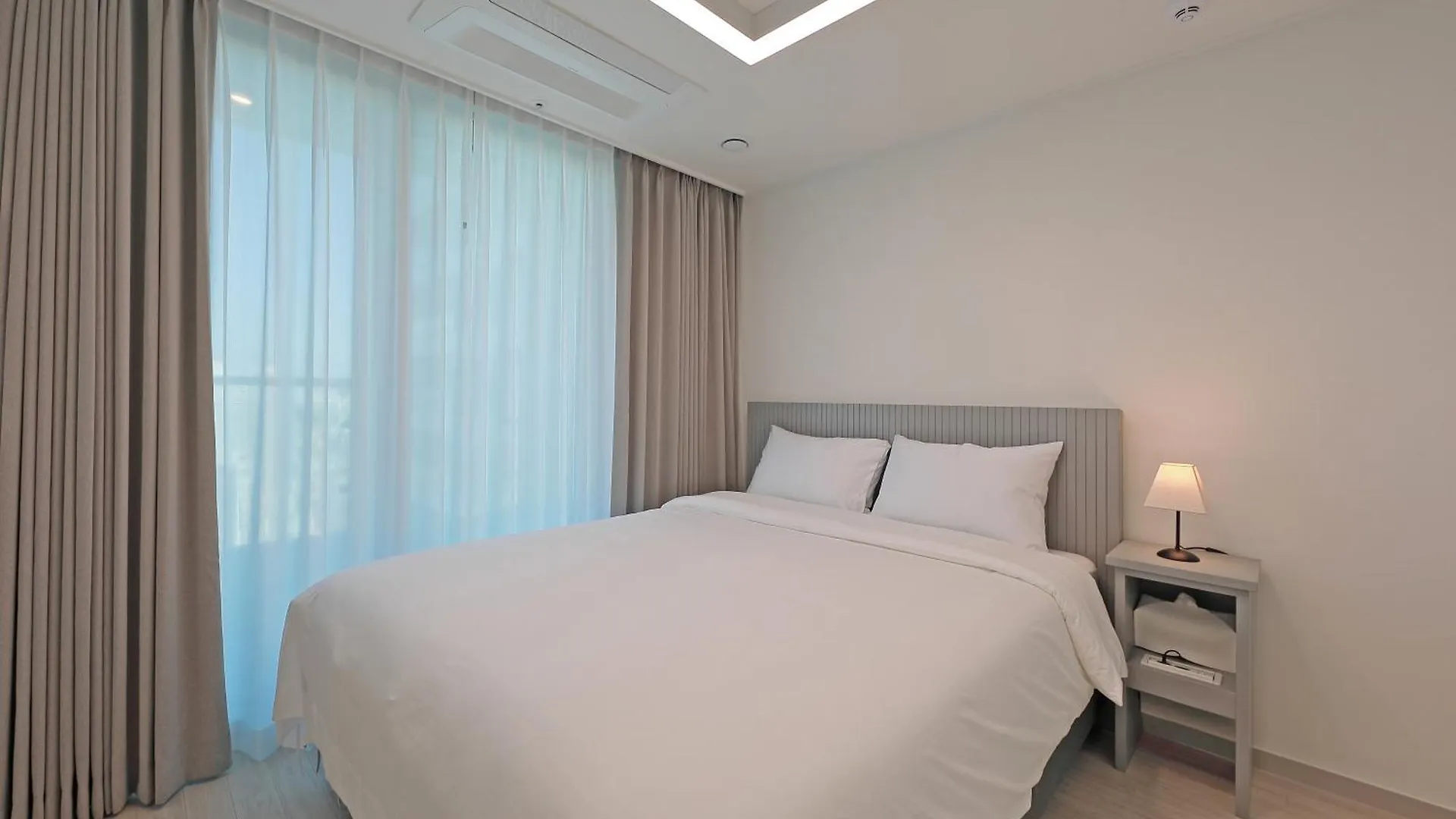 Elmomento Songdo Apartment Busan 0*,