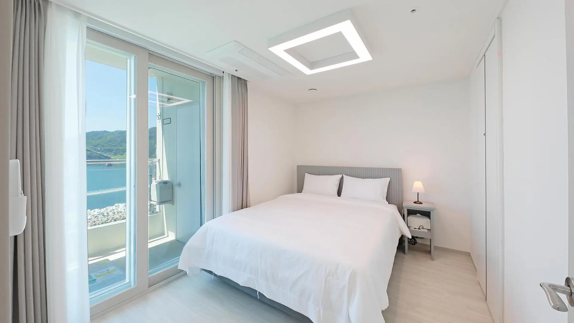 Elmomento Songdo Apartment Busan 0*,