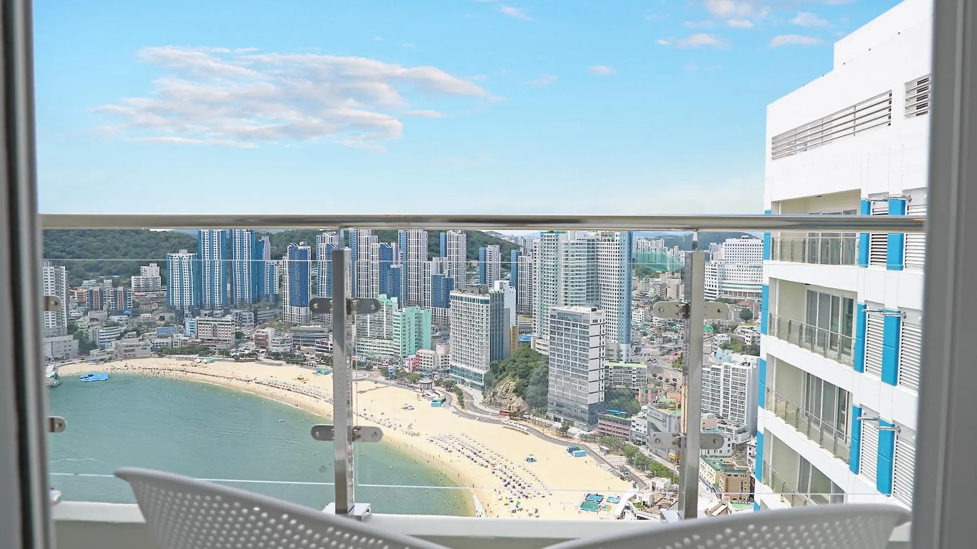 Elmomento Songdo Apartment Busan