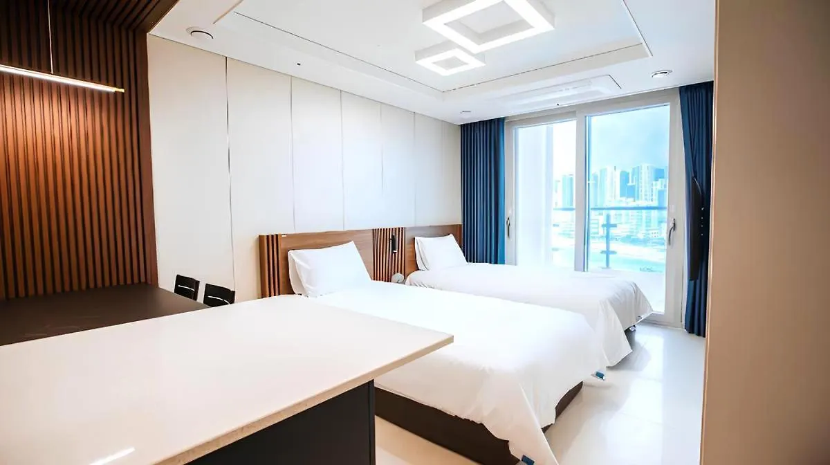Elmomento Songdo Apartment Busan
